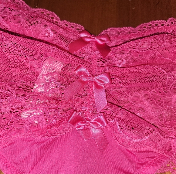 NEW NWT Cacique Plus Size Vibrant Pink Lace Thong With Bows Size 18/20 - Picture 2 of 6
